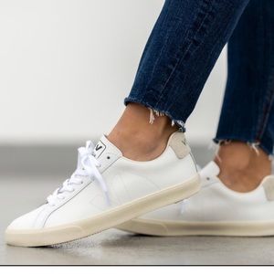 Veja Esplar Sneakers